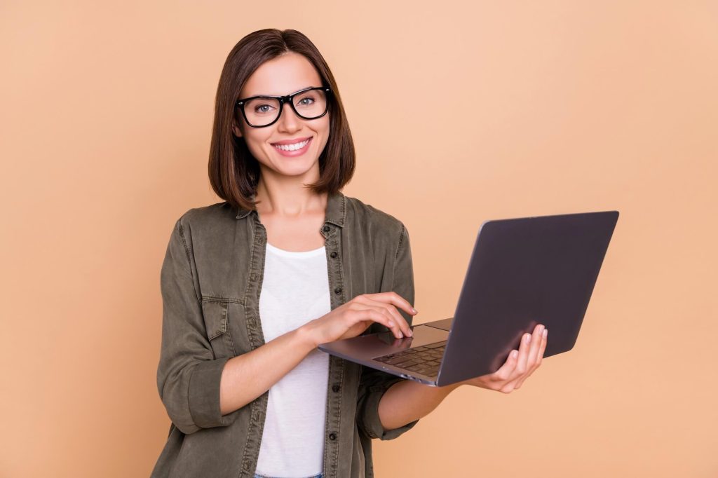 Compare tutoring with CA Real Estate Tutors to classroom preparation for the CA Real Estate Exam